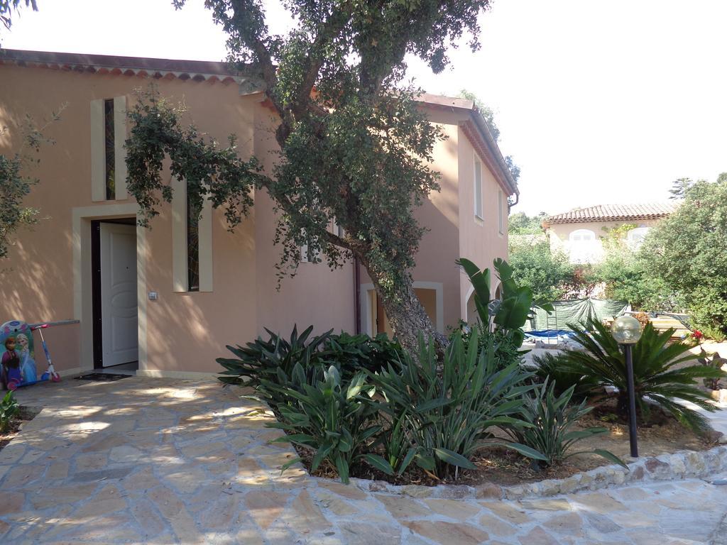 Appartement Villa Angelina Grimaud Bagian luar foto