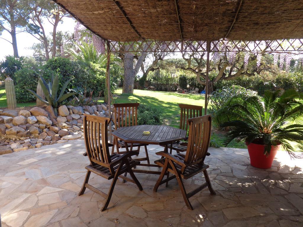 Appartement Villa Angelina Grimaud Bagian luar foto