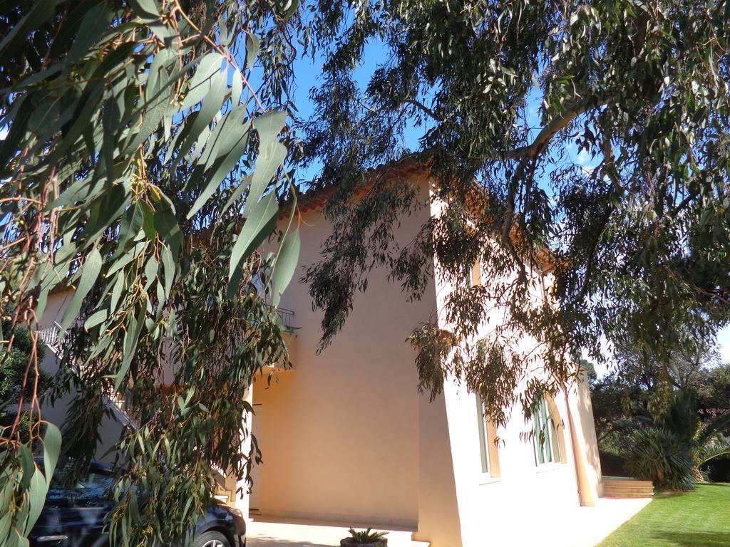 Appartement Villa Angelina Grimaud Bagian luar foto