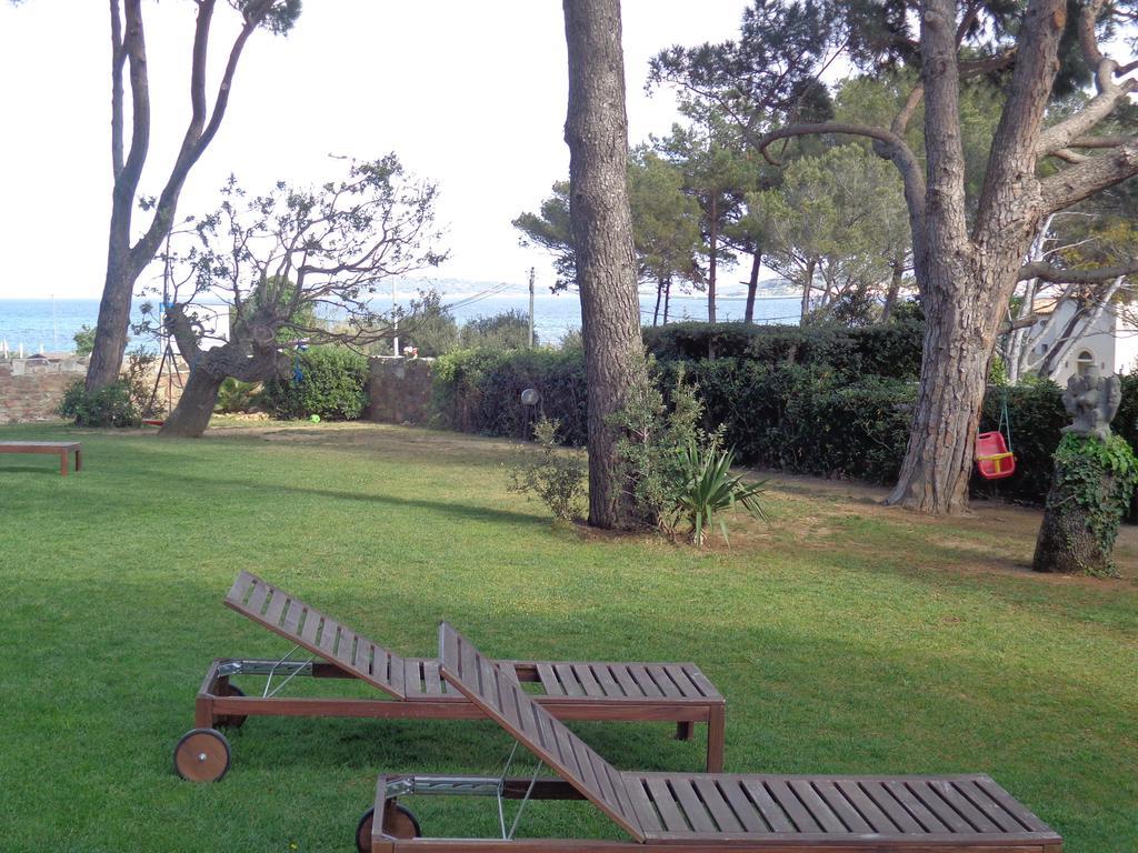 Appartement Villa Angelina Grimaud Bagian luar foto
