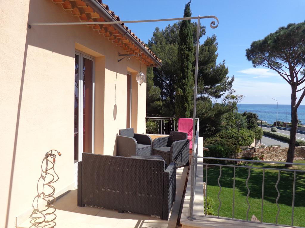 Appartement Villa Angelina Grimaud Bagian luar foto
